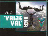 Buitenlandse bieren voor Nederlandse markt (etiket Nederlandse plaatsnaam), Het 'Vrije Val'Bier Tripel