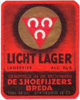 De Drie Hoefijzers, Licht Lager Lagerbier