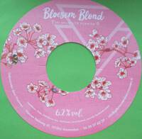 Gebrouwen door Vrouwen, Bloesem Blond